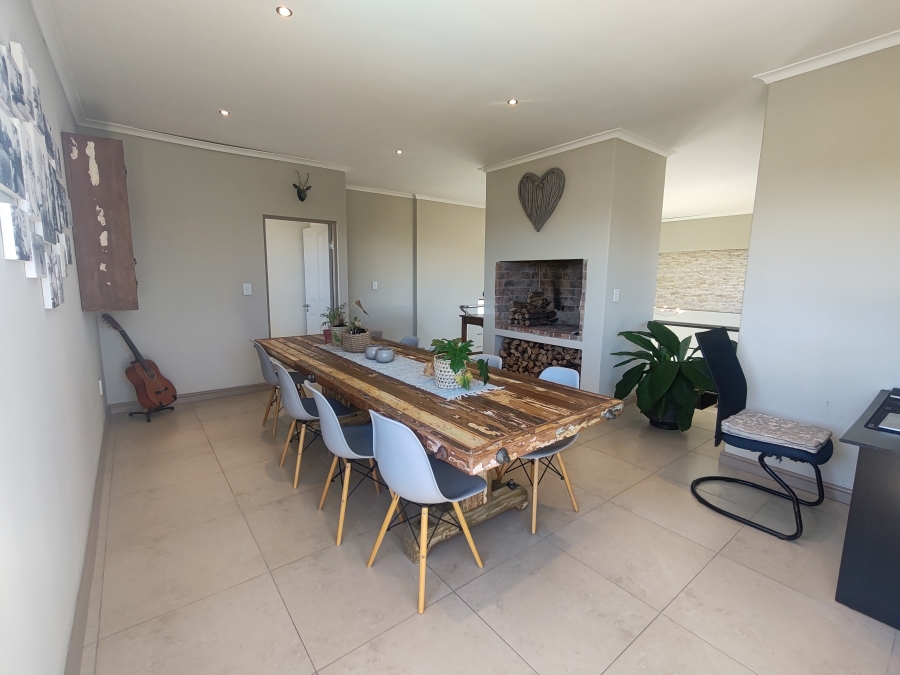 4 Bedroom Property for Sale in Country Club Western Cape